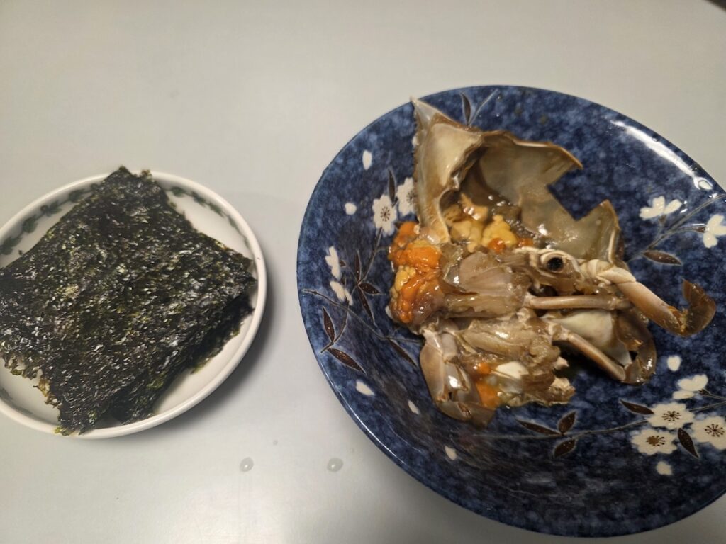 5 Umami Secrets of Ganjang-gejang showing a premium Korean soy-marinated crab table spread